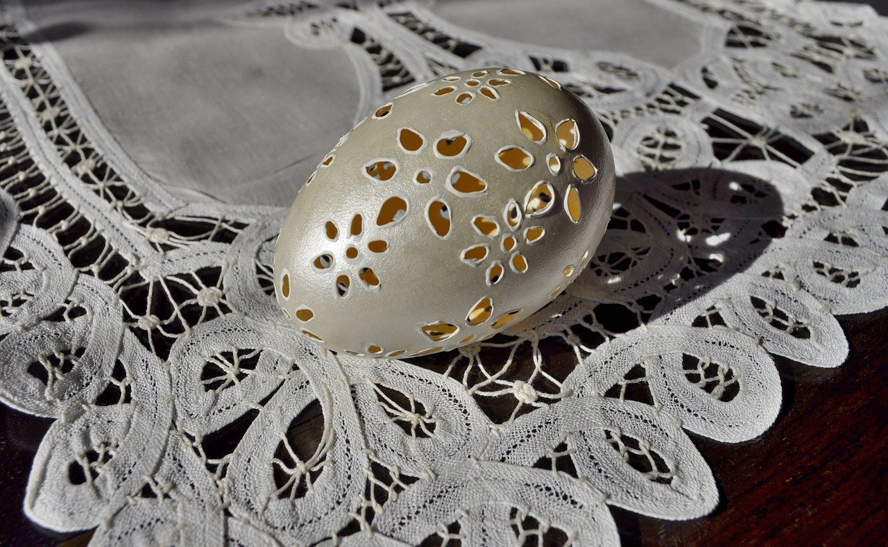 DIY Easter Crafts: Creative Alternatives to Baskets